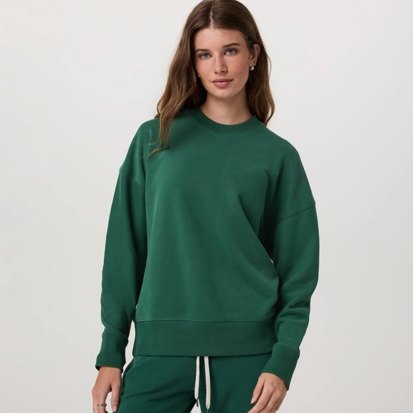 Vuori Tops - Vuori Sedona Weekender Crew Sweatshirt Green - Small